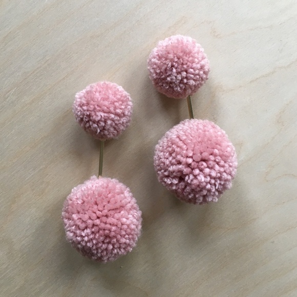 Tuleste Jewelry - Tuleste Pom Pom Earrings big pink